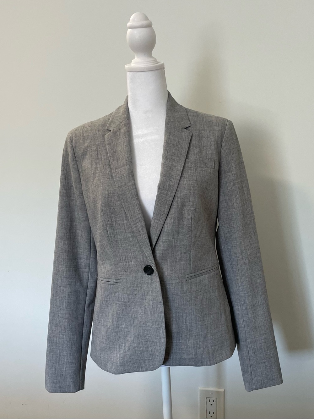 Banana Republic Factory Light Gray Single-Button Blazer